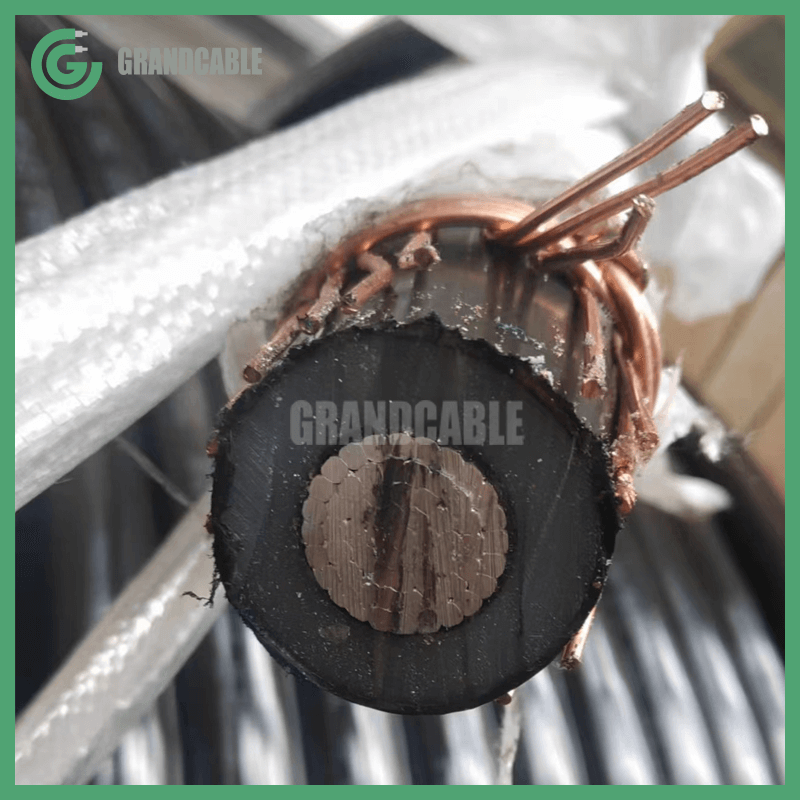 Cable, 35-kV, aluminum, 750 KCMIL, paralleled cross-linked polyethylene insulated, Linear Low Density Polyethylene (LLDPE) jacketed